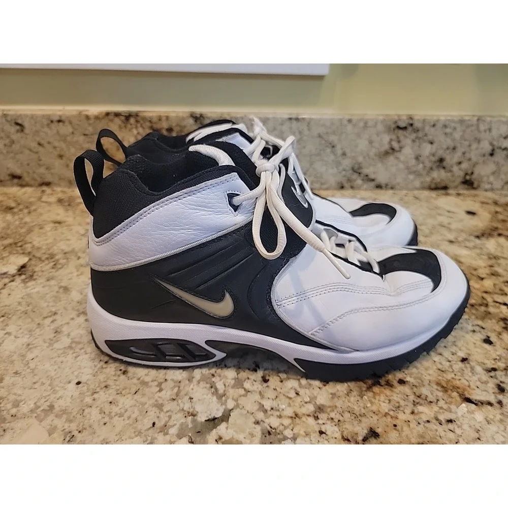 Vintage Y2K Nike Zoom Turf Training Style 821015-103 2000 Manufactured Date 12.5